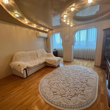Bulvar Ivano-Frankivsk Esterno foto