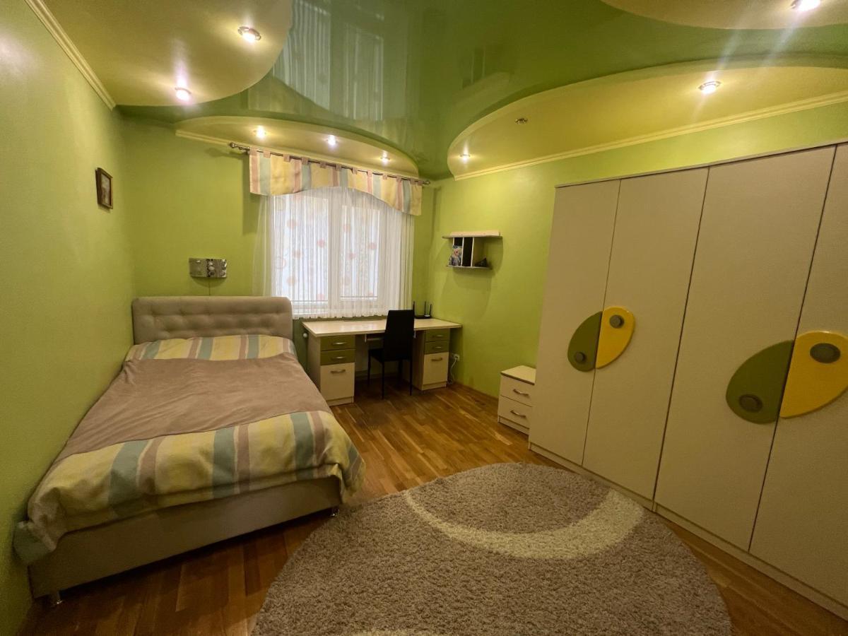 Bulvar Ivano-Frankivsk Esterno foto