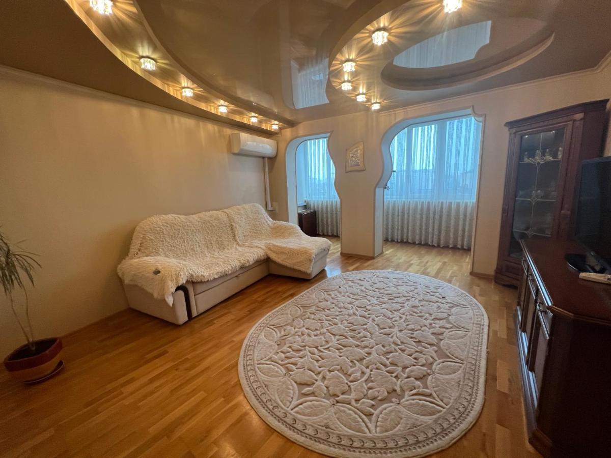Bulvar Ivano-Frankivsk Esterno foto